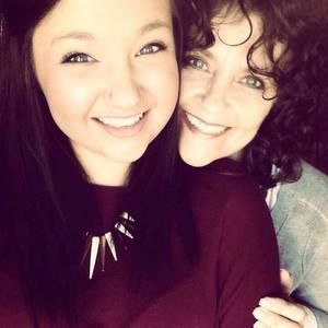 Meet your Posher, Carol